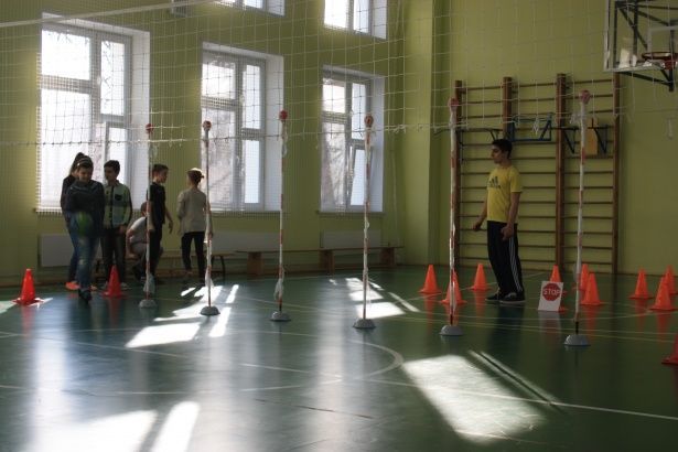 В школе Матушкино прошел первый этап Олимпиады по безопасности дорожного движения