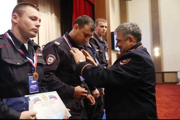 Старший сержант полиции Алексей Шевцов стал призёром на Всероссийском конкурсе профмастерства среди сотрудников строевых подразделений