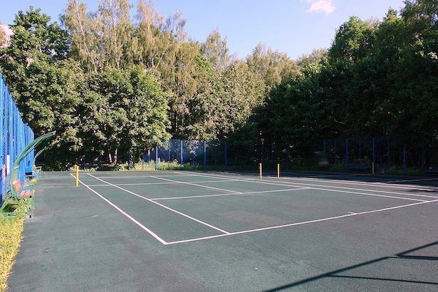 Теннисный корт в 1-м микрорайоне Зеленограда ждет благоустройство