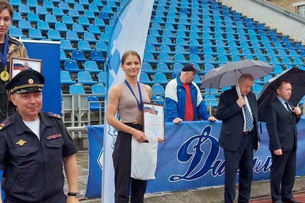 Полицейская Надежда Поспешилова заслужила бронзовую медаль в личном первенстве по выполнению боевых приемов