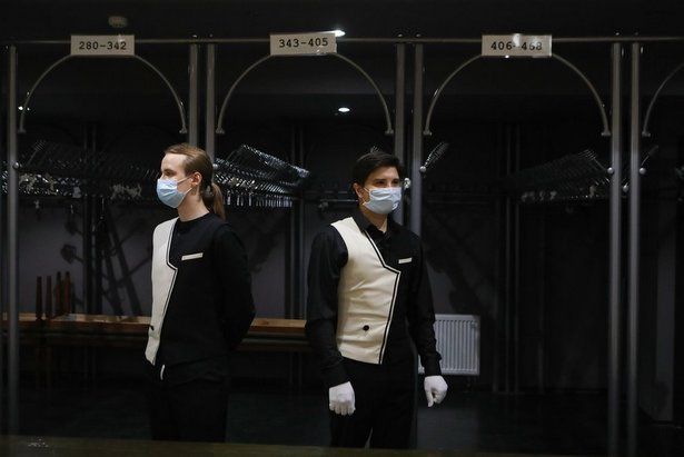 Московские театры начали штрафовать за несоблюдение масочного режима