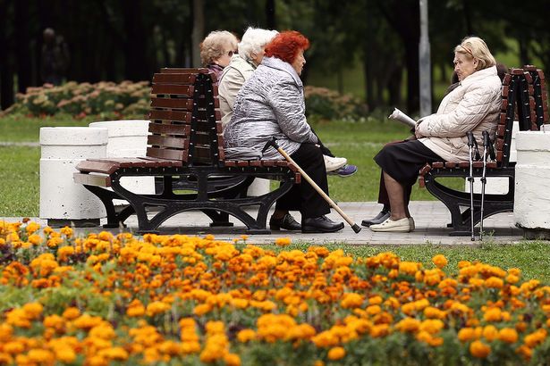 Средняя продолжительность жизни москвичей превысила в этом году 77 лет
