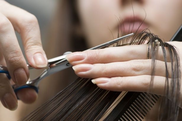 В трех парикмахерских района Матушкино действуют льготы на обслуживание ветеранов