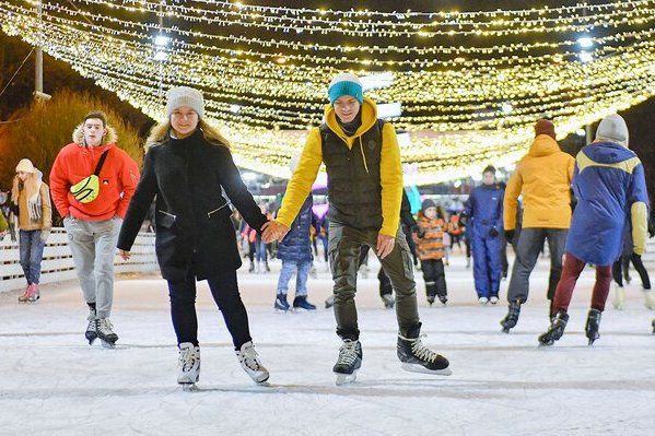 Наталья Сергунина: В московских парках открылось 20 катков с искусственным льдом