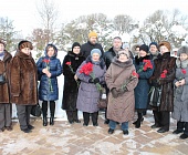 Представители Матушкино приняли участие в возложении цветов к памятным местам