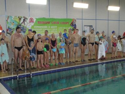 Спортивные семьи управы Матушкино принимали участие в финальных окружных соревнованиях «Водные старты»