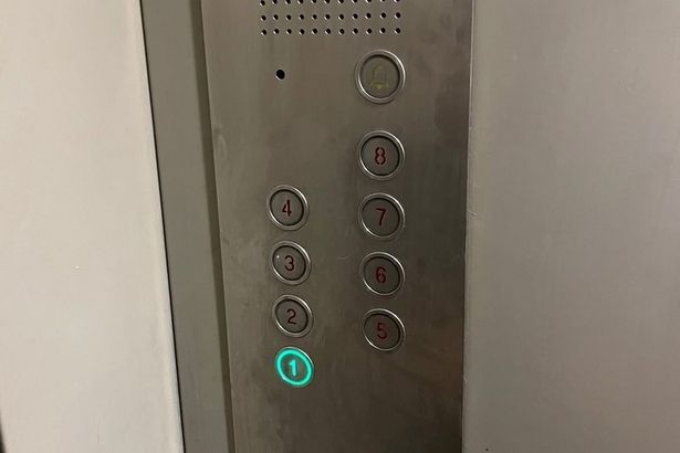 В жилых домах Матушкино в 2022 году заменят 37 лифтов