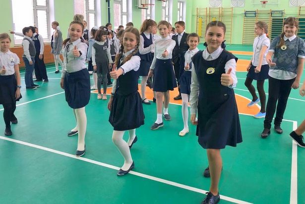 Учащиеся школы района Матушкино выступили за ношение школьной формы