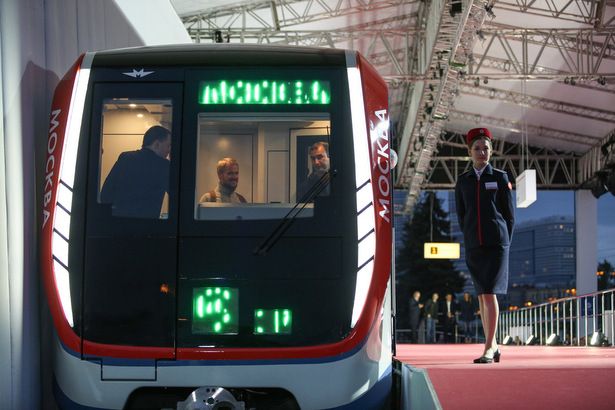 В столичном метро началась эксплуатация вагонов нового поколения «Москва»