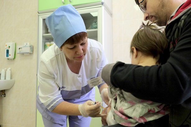 Собянин рассказал о создании в Москве онлайн-реестра детских прививок