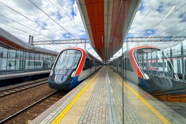 Собянин и Белозеров объявили о выходе на линии МЦД нового поезда «Иволга 4.0»