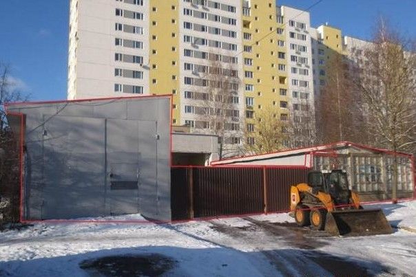 В Зеленограде продолжается демонтаж самостроя около жилых дворов