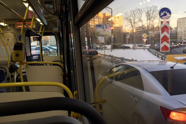 Автобус №1 по выходным будет следовать до Центрального зеленоградского кладбища