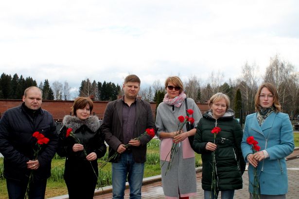 Активисты Матушкино  провели памятную акцию на Зеленоградском кладбище
