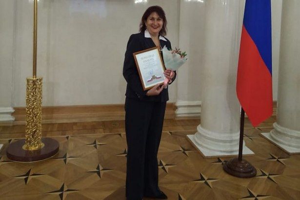 Двух зеленоградских соцработников отметили наградами города Москвы