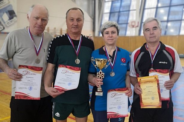  Команда пенсионеров Матушкино успешно выступила в окружном турнире по настольному теннису
