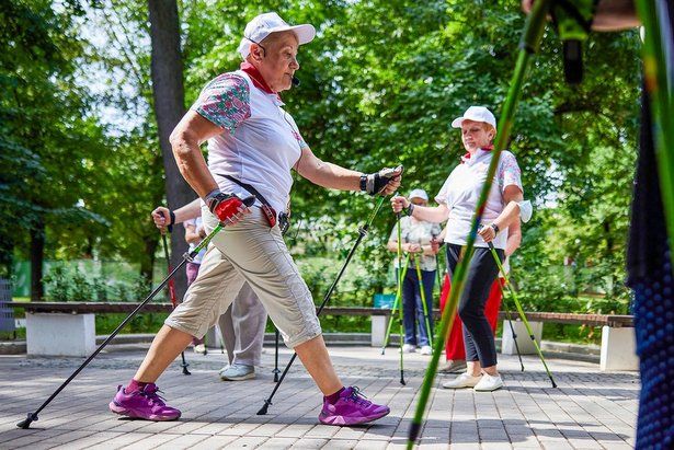 Сенатор Святенко: Столичные проекты для старшего поколения помогают пенсионерам сохранять активность