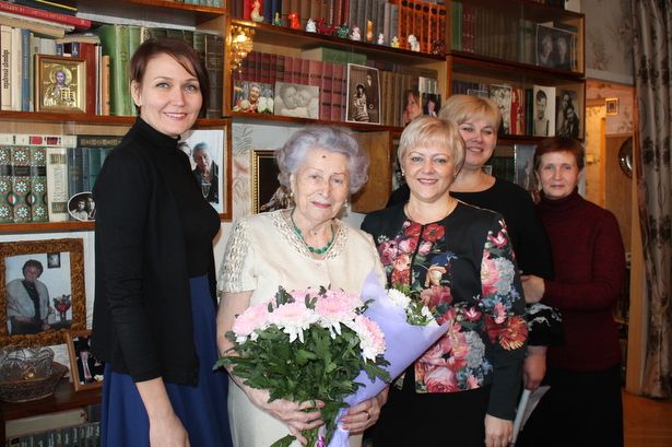 Жительница района Матушкино отпраздновала свой 90-й день рождения