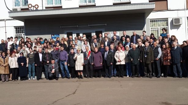 Префект Зеленограда поздравил коллектив предприятия «ОПТЭКС» с Днем космонавтики