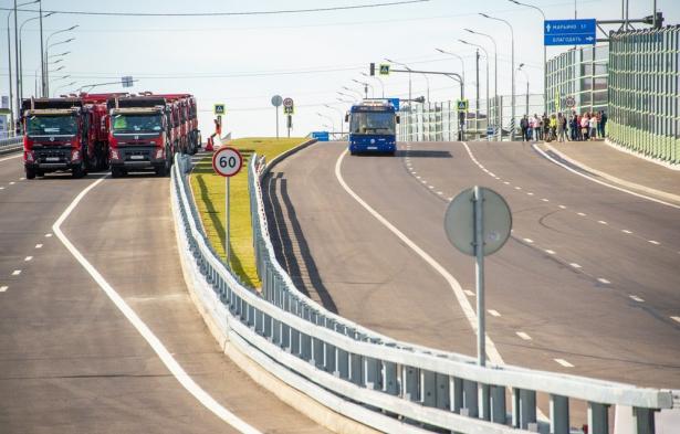 Собянин открыл две новые автомобильные дороги в ТиНАО