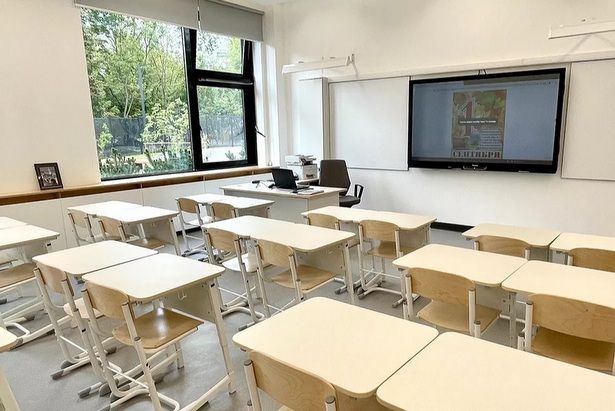 Собянин принял решение реконструировать 500 школьных корпусов