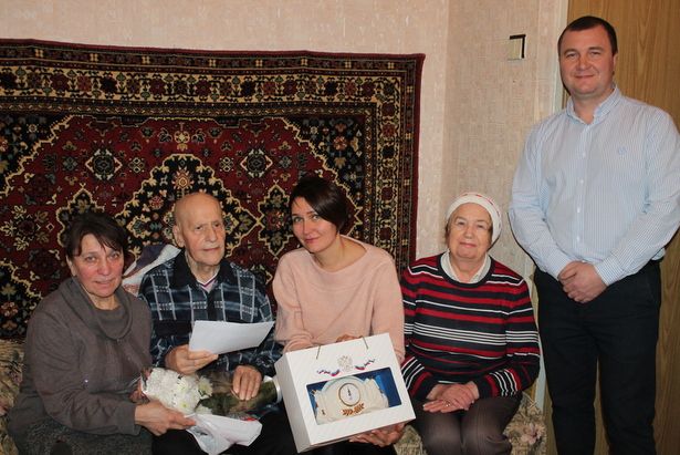 Участника войны из Матушкино поздравили с 95-летним юбилеем