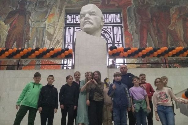 Пятиклассники школы №842 посетили музей Вооружённых сил Российской Федерации