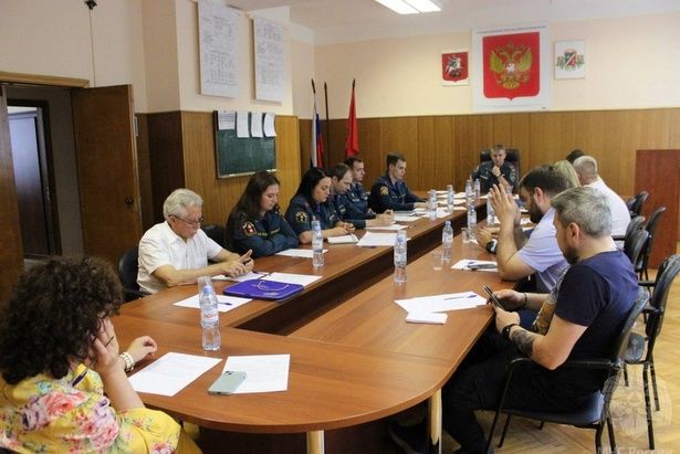 Зеленоградское АО ГУ МЧС провело совещание, связанное с пожарной безопасностью