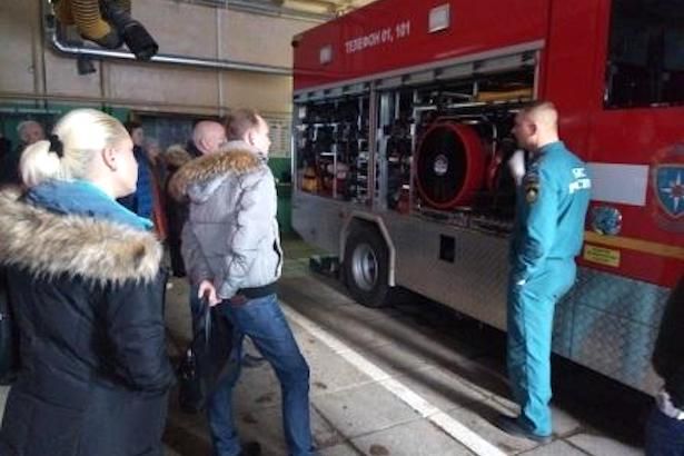 Добровольцы-огенеборцы школы Матушкино прошли обучение в пожарной части