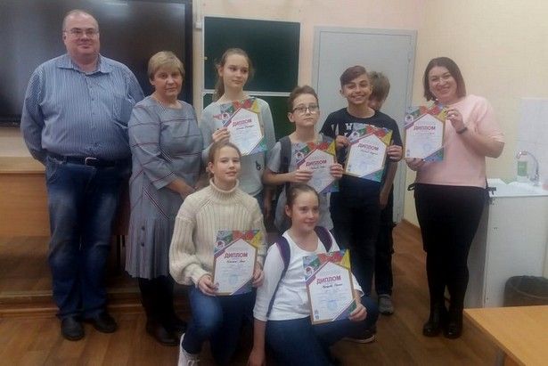 Школьная команда из Матушкино победила в окружных соревнованиях по шашкам