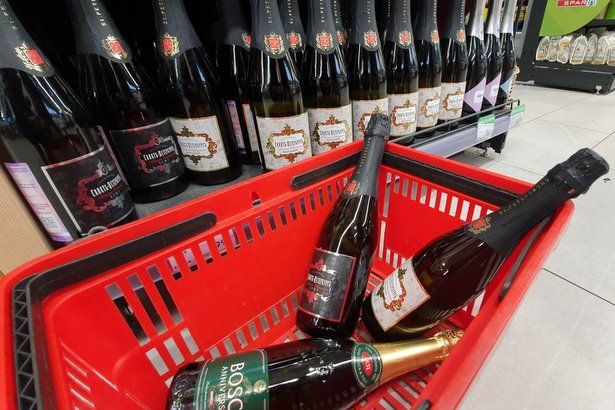 В торговых точках Зеленограда вновь выявлены случаи продажи алкоголя подросткам
