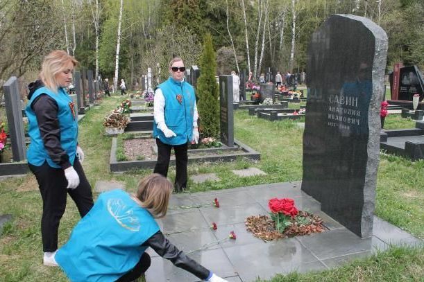 Участие молодёжных и общественных организаций района Матушкино в мемориально-патриотической акции, посвящённой Дню Победы