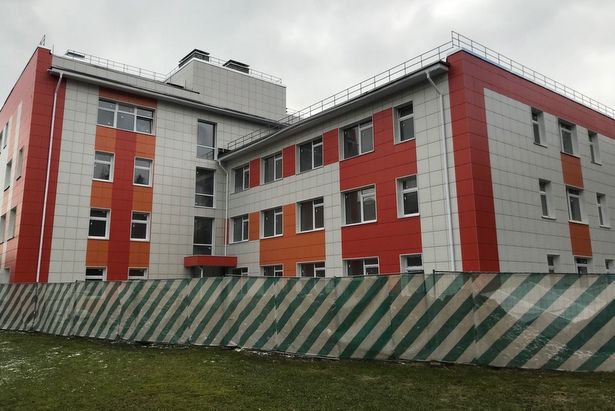 Детскую больницу в Зеленограде обещают открыть в следующем году