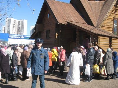 Сотрудники МЧС приняли меры безопасности в Пасхальные праздники