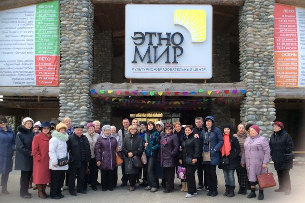 Общественные активисты Матушкино побывали на экскурсии в «Этномире»