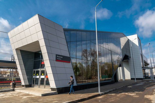 Собянин открыл железнодорожную станцию Внуково после реконструкции