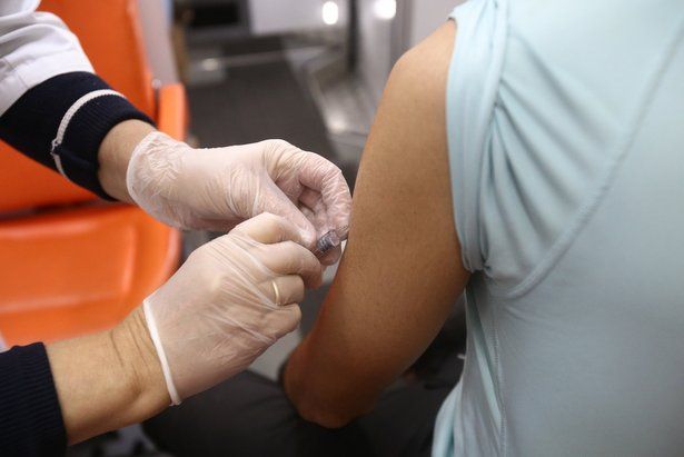 В столице продолжается кампания по мобильной вакцинации против гриппа