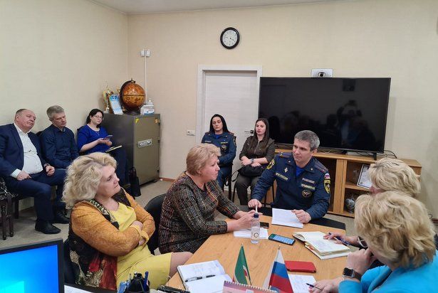 Спасатели Зеленограда провели рабочую встречу с директорами городских школ