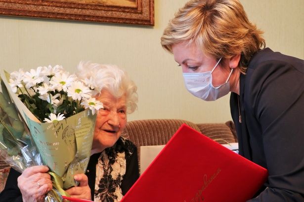 100-летний юбилей сегодня празднует жительница Зеленограда Анна Сергеевна Усова