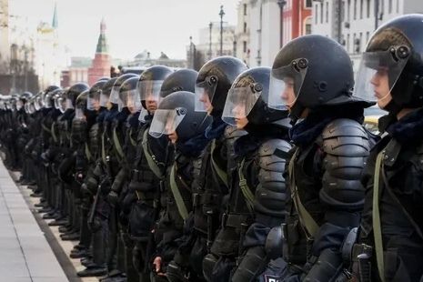 Безопасность на футбольном матче в Москве обеспечили более 700 человек