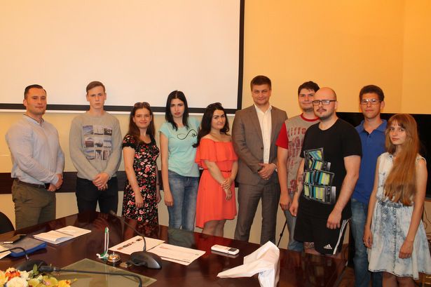 Молодежные активисты Матушкино встретились с главой управы района