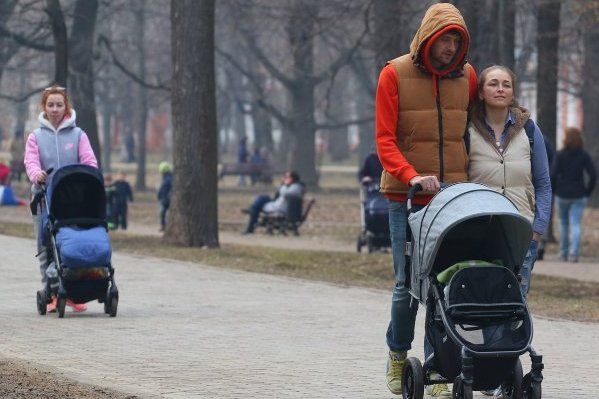 В Москве определен порядок доплат к пособию по безработице на детей