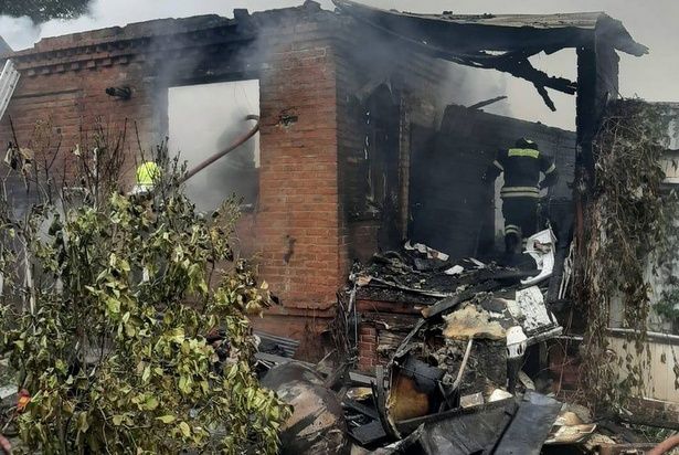 Вблизи Зеленограда произошел пожар в частном доме