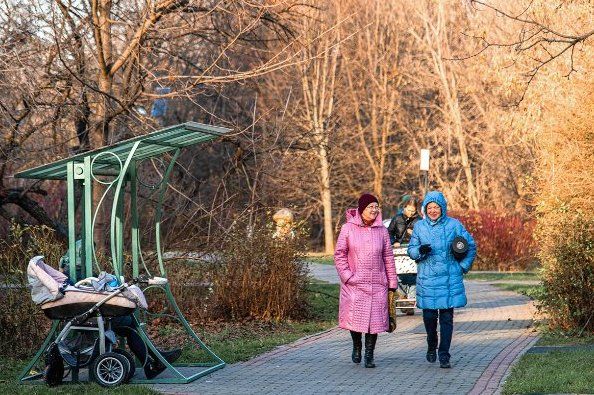 «Единая Россия» проводит неделю приемов граждан старшего поколения ко Дню пожилых людей