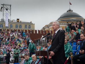 День города Москвы: фестивали, концерты, военные оркестры и залпы салюта