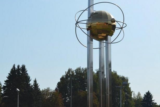 В Зеленограде вновь появился главный символ города – стела «Мирный атом»
