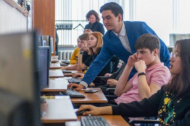 Сергей Собянин: Столичные школьники вернутся в школы 18 января