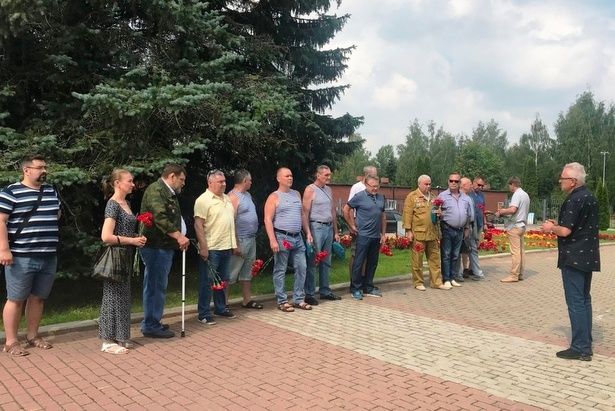 Зеленоградский совет ветеранов принял участие в акции к 93-ей годовщине ВДВ