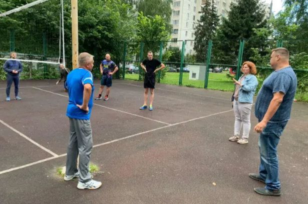 Состояние волейбольной площадки в Матушкино обеспокоило жителей