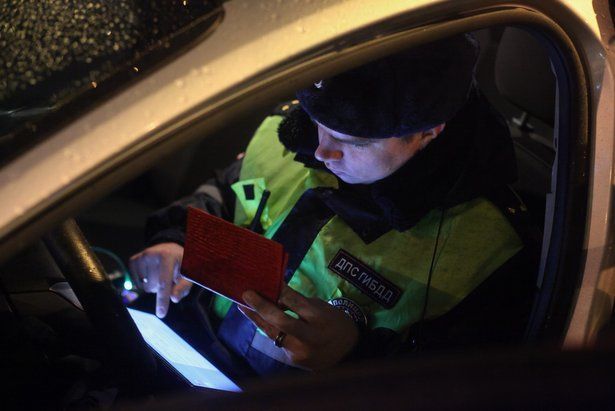 В Москве задержан водитель за попытку дачи взятки инспектору ГИБДД